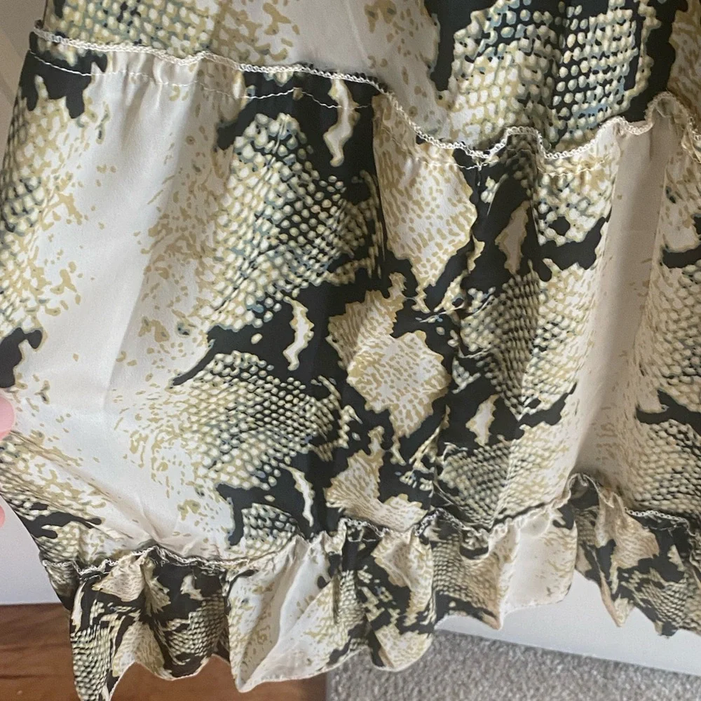 EUC Karma Highway Maxi Dress Snake Print One Size Fits Most - Picture 5 of 5